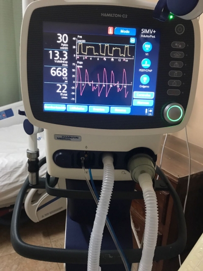 El Instituto de Especialidades M&eacute;dica adquiere un nuevo equipo de ventilaci&oacute;n asistida.