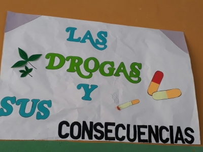 Conferencia acerca de las drogas y sus consecuencias.
